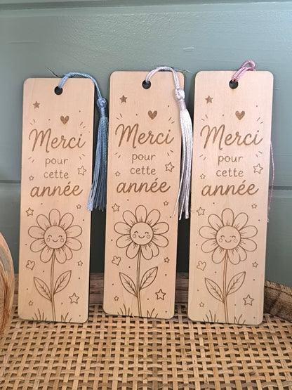 📖 Marque-page en bois à personnaliser – Merci pour cette année