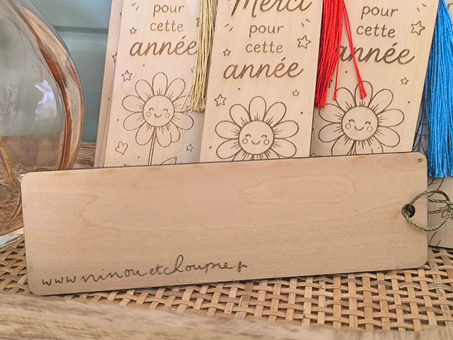 📖 Marque-page en bois à personnaliser – Merci pour cette année