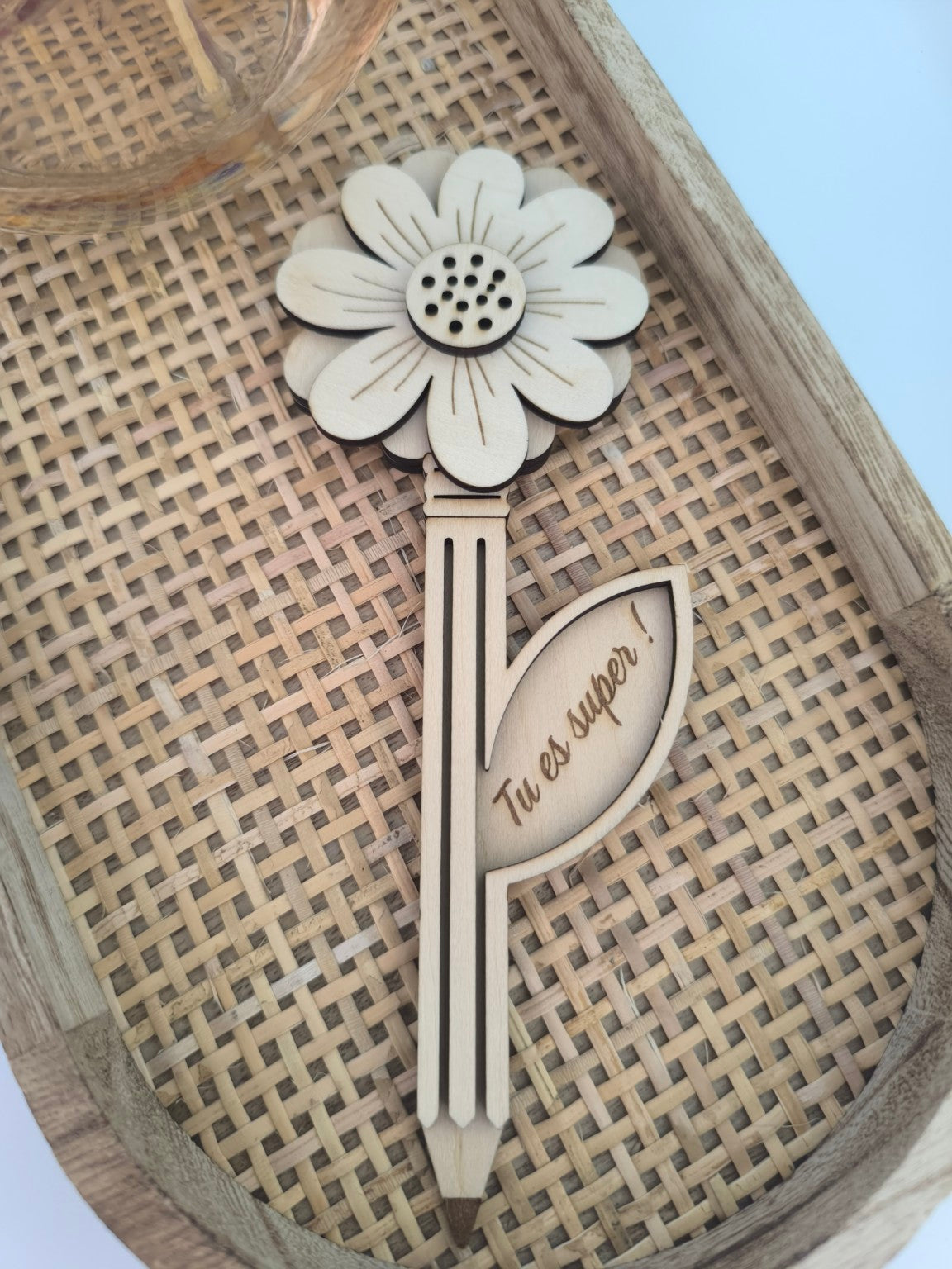 🌸 Crayon Fleur en Bois Personnalisable – Cadeau de fin d'année scolaire