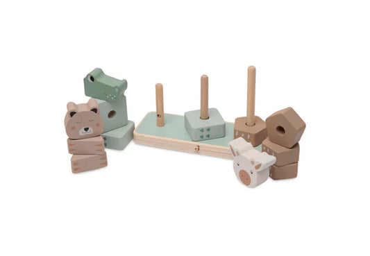 Tour d'Empilage en Bois